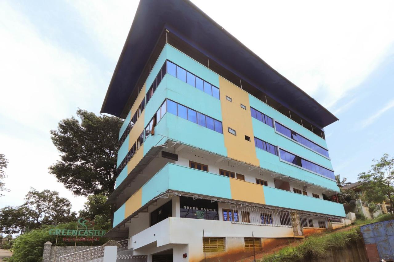 Oyo 49244 Green Castle Residency Hotel Nedumkandam Esterno foto